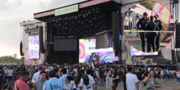 Captan en video el momento exacto en que cae estructura del AXE Ceremonia en CDMX