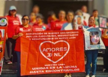 Nuevo León: Colectivo recorre los 7 templos este jueves santo