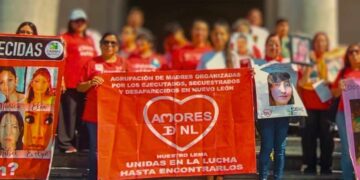 Nuevo León: Colectivo recorre los 7 templos este jueves santo