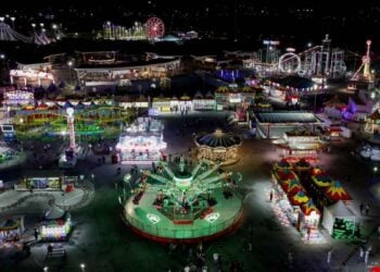Con Gran Esplendor Inaugura Mónica Villarreal las Fiestas de Abril 2025 en Tampico