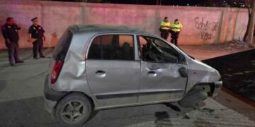 Conductor huye volcar Montemorelos