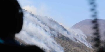 Controlan incendio en Aramberr