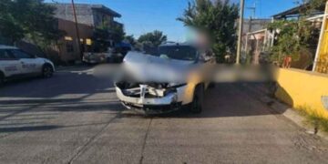 Dama ocasiona choque Nuevo Laredo