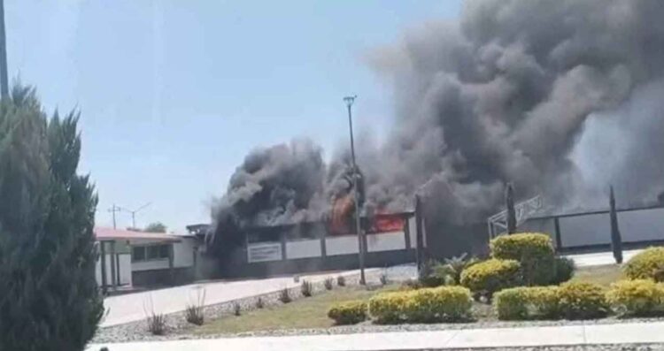 Se incendia bodega de Guardia Nacional en Escobedo, Nuevo León