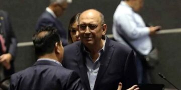 PRI desechar iniciativa telecomunicaciones