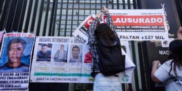 Familiares personas desaparecidas Senado