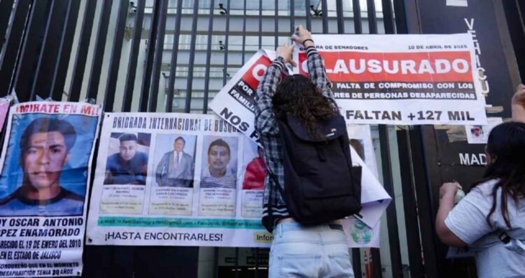 Familiares personas desaparecidas Senado