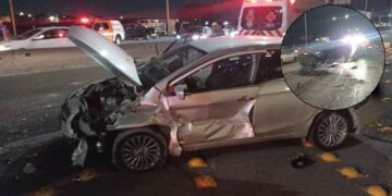 Fuerte choque entre dos vehículos deja como saldo a 2 personas lesionadas en la avenida Concordia