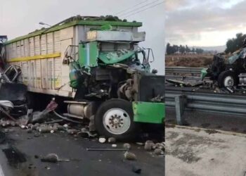 Fuerte choque múltiple en la autopista Puebla-Orizaba deja saldo de 2 muertos