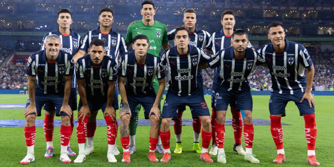 ¿Qué jugadores entrenan aparte en el equipo de rayados? 