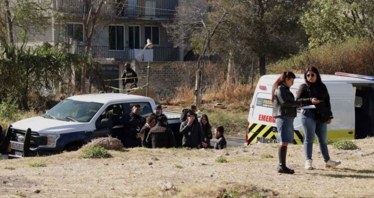 Hallan cadáver dentro de una maleta en Edomex