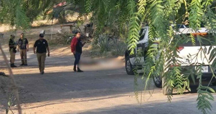 Hallan cuerpo de mujer con impactos de bala en Tlajomulco, Jalisco