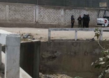 Hallan hombre canal Tlaquepaque