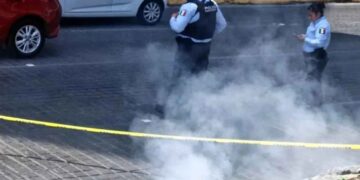 Humo alcantarilla alerta Monterrey