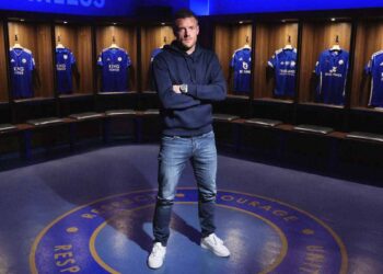 Jamie Vardy dice adiós a Leicester City ¿Cómo fue su trayectoria?