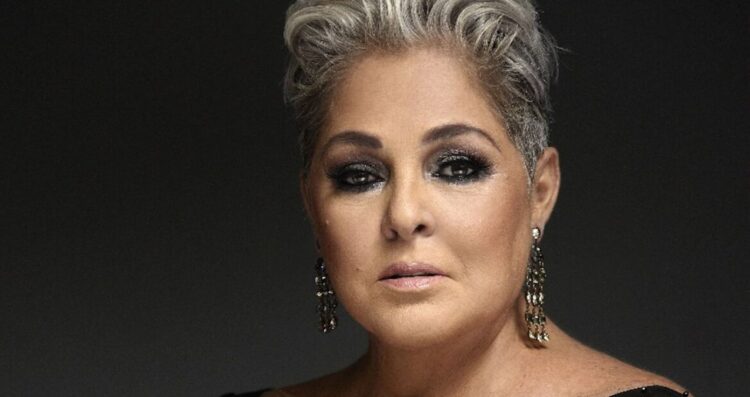 Lupita D'Alessio reaparece en redes mientras continúa su recuperación en casa