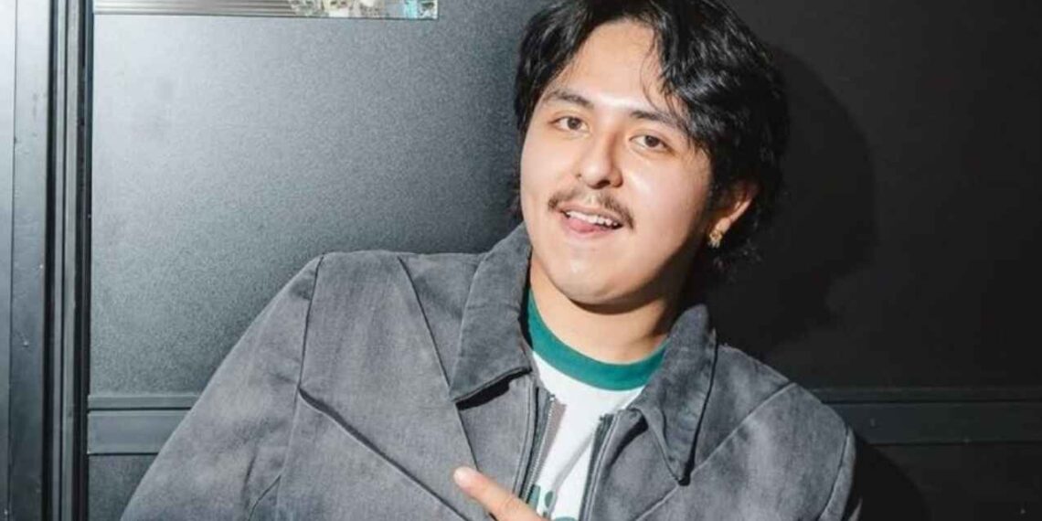 Macario Martínez denuncia cuenta falsa en redes y anuncia show en la CDMX