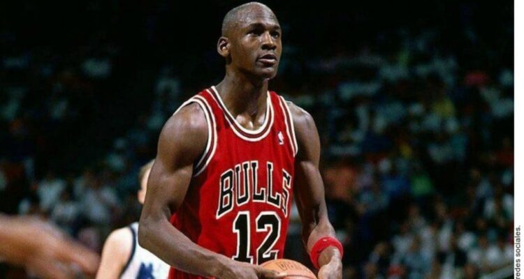 Michael Jordan camiseta robada
