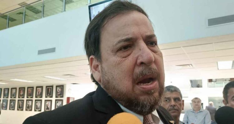 Miguel Ángel Valdés presenta tres ejes clave para fortalecer la educación en Tamaulipas