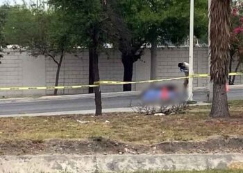Motociclista fallece tras derrapar en el Bulevar Parque Industrial Monterrey de Apodaca, NL