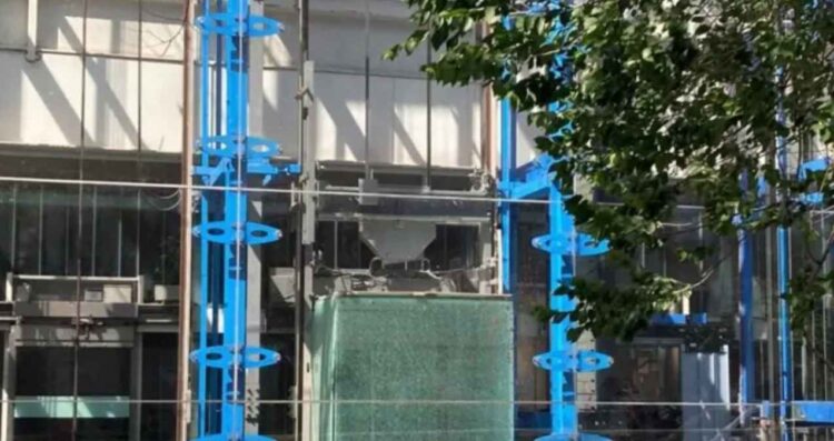 Muere trabajador tras caída de elevador en edificio de CDMX