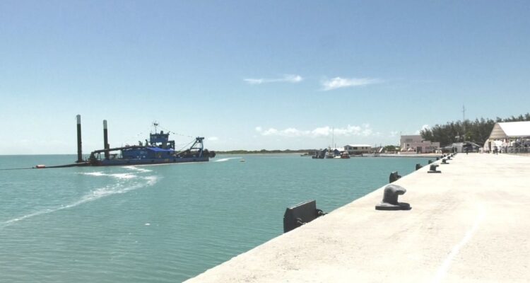 Obras en Puerto Matamoros