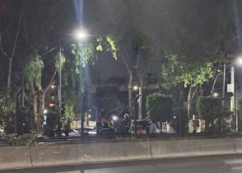 Persona muere tras arrojarse a las vías del Metro de CDMX