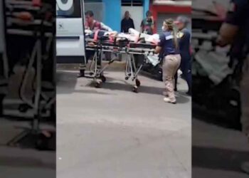 Policías ayudan a adolescente de 15 años a dar a luz en Álvaro Obregón
