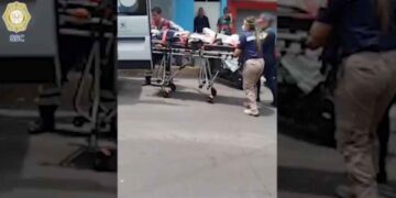 Policías ayudan a adolescente de 15 años a dar a luz en Álvaro Obregón