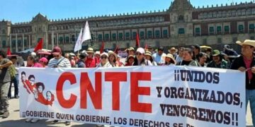 Prevén paro nacional de 200 mil maestros de la CNTE el 15 de mayo