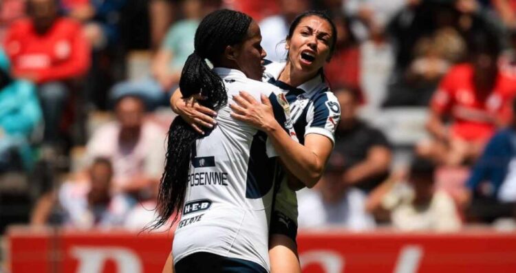 ¿A que hora juegan las Rayadas contra Gallos Blancos femenil?