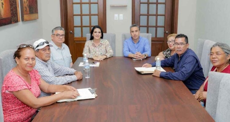 Refrenda Mónica Villarreal Compromiso con Jubilados Municipales de Tampico
