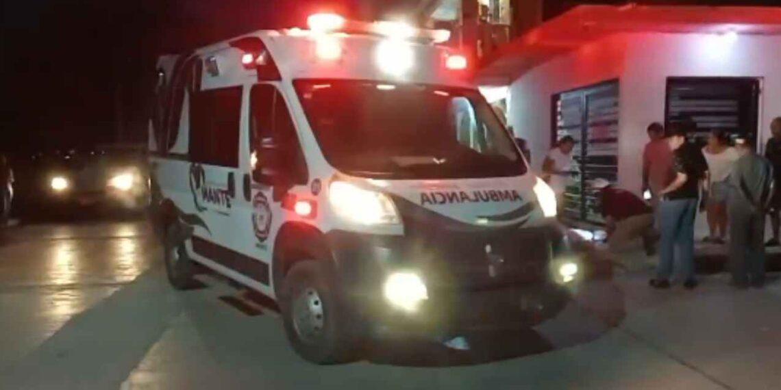 Repartidor de tacos resulta lesionado tras choque en motocicleta en El Mante, Tamaulipas