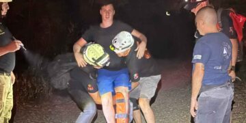 Rescatan a joven lesionado tras caer en el Río Ramos, en Allende, Nuevo León