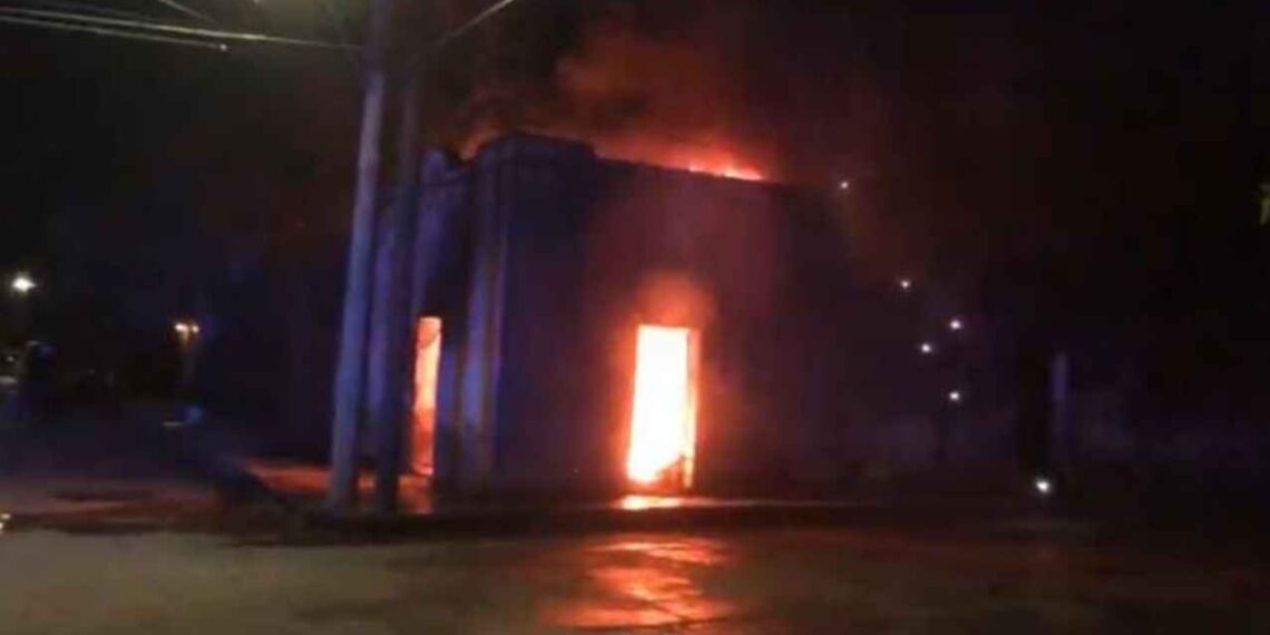 incendio colonia Mainero