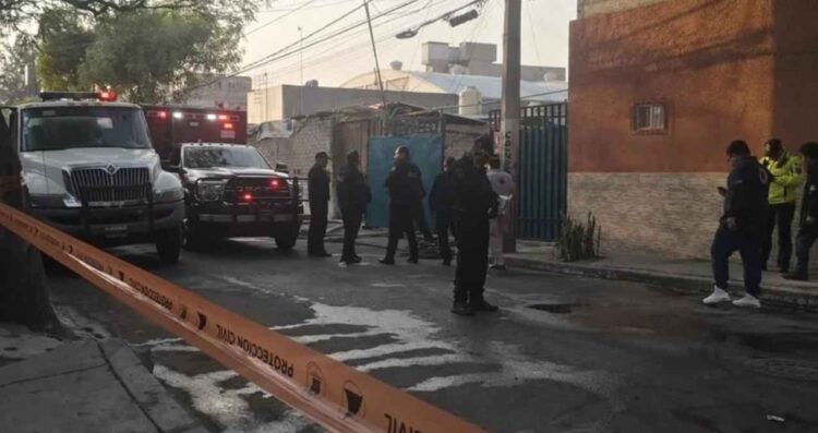 Se registra incendio en un predio de la alcaldía Iztacalco, CDMX; hay un muerto