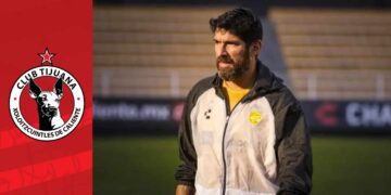 Confirman a Sebastián Abreu como entrenador de Xolos
