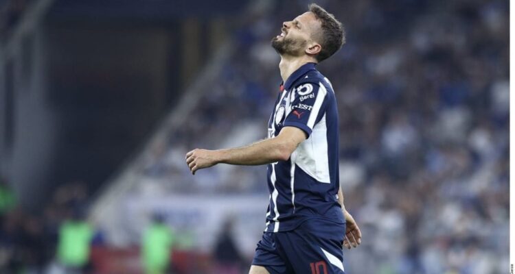 Sergio Canales Rayados