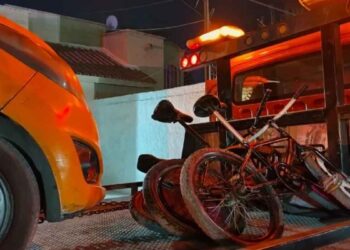 Taxista atropella a tres menores que iban en bicicleta en Torreón