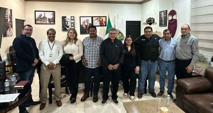 Transportistas dejarán de circular por avenida de la Industria en Altamira, Tamaulipas