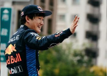 Tsunoda Red Bull