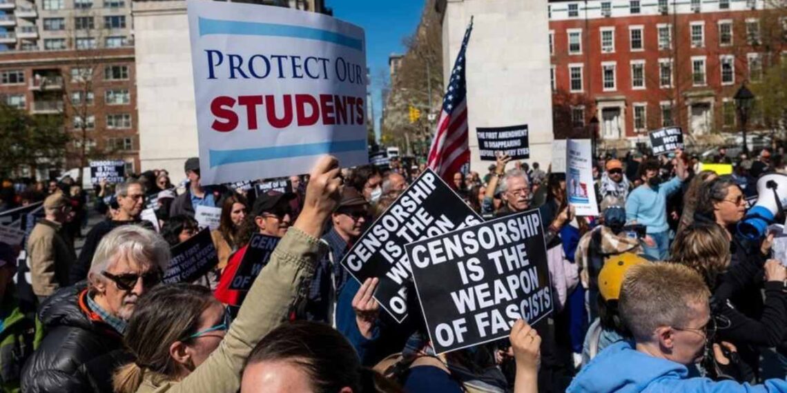 Firman esta carta Universidades de EU contra Donald Trump