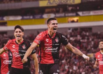 Uros Durdevic hace historia en el Atlas