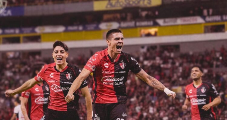 Uros Durdevic hace historia en el Atlas