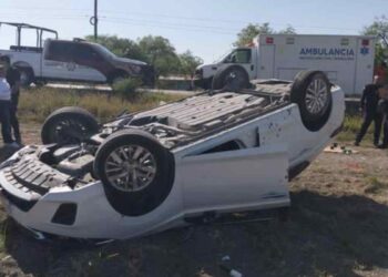 Volcadura en carretera a Matamoros, Tamaulipas deja varios lesionados