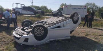 Volcadura en carretera a Matamoros, Tamaulipas deja varios lesionados