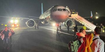 Vuelo de Frontier Airlines aterriza de emergencia en Puerto Rico tras falla en tren de aterrizaje