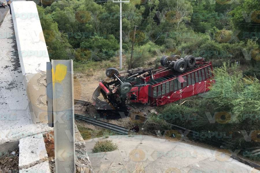 cae camion de puente