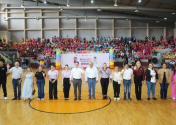 concurso de rondas y salto de cuerda en victoria