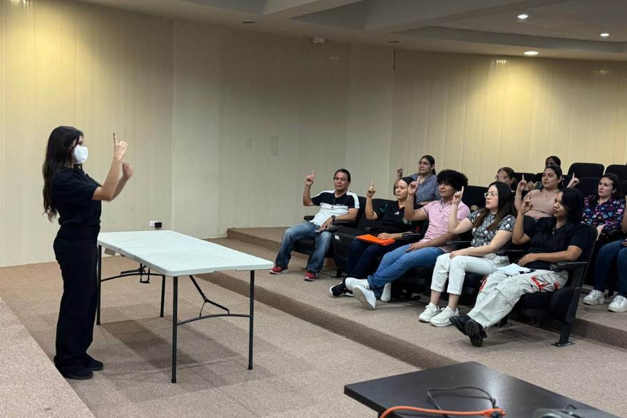 curso de lengua de señas en Nuevo Laredo